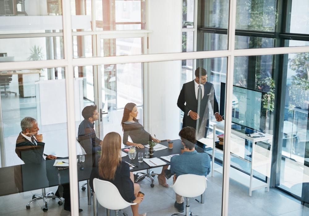 امتلك مكتبك الإداري في الشروق في وان مول الشروق من العربي للتطوير العقاري، وحدات مجهزة، موقع مميز، بيئة عمل متكاملة وفرصة استثمارية متميزة.